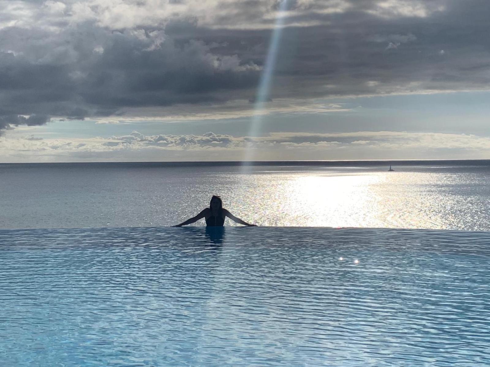 Formosa Infinity Pool Apartment Фуншал Екстериор снимка