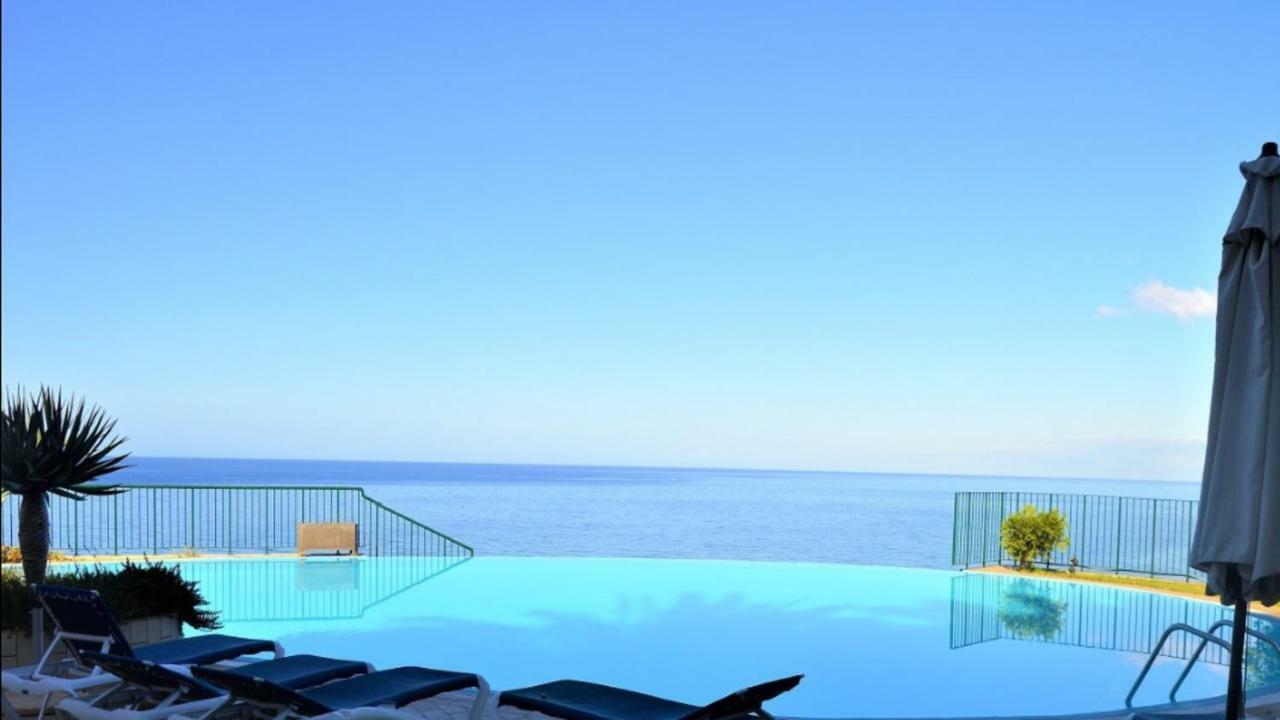 Formosa Infinity Pool Apartment Фуншал Екстериор снимка