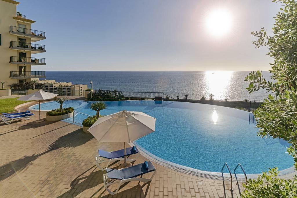 Formosa Infinity Pool Apartment Фуншал Екстериор снимка